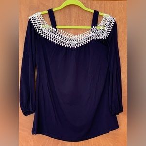 Neiman Marcus Blue/White Cold Shoulder Top/Blouse